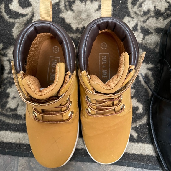 Toddler size 13 shoes - Picture 2 of 2